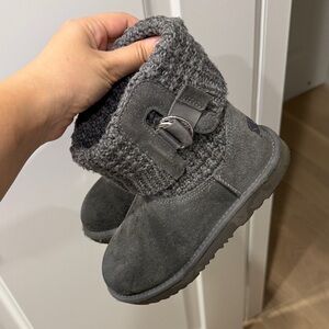 UGG Charcoal Kids sweater Boots sz 1